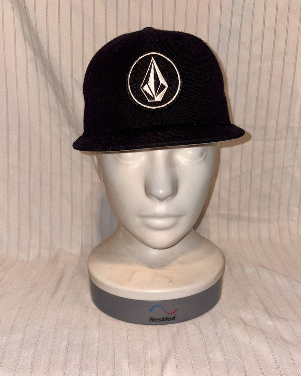 Volcom Hat Boys Black O/S Adjustable Snapback Cotton Skater Streetwear Cap